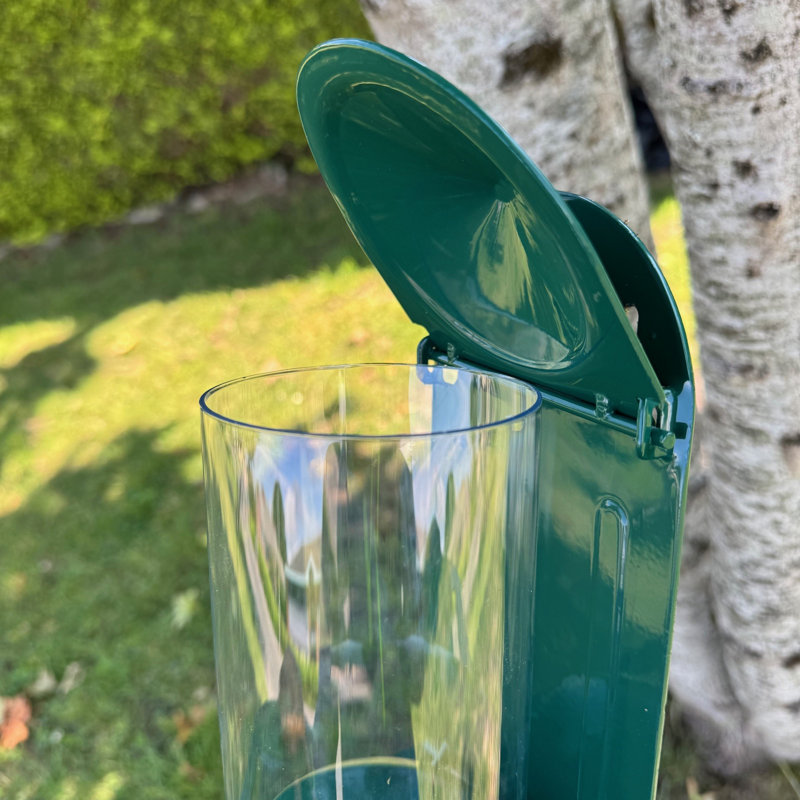 Metal Wall Squirrel Feeder