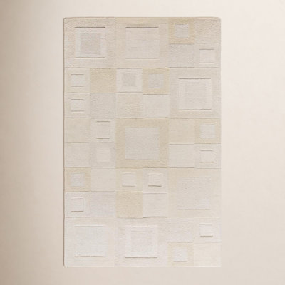 Hand-Tufted Geometric Wool Rug