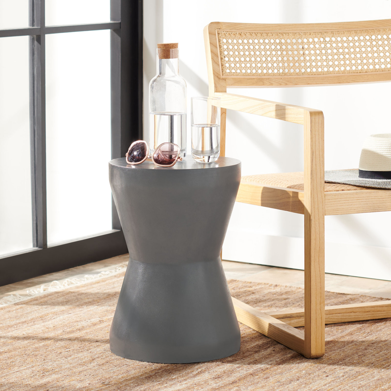 Zenni 12" Patio Side Table, Dark Gray