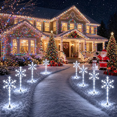 Lot de 8 guirlandes solaires de Noël en forme de flocons de neige, décorations de jardin étanches à piquer avec allumage/extinction automatique, idéales pour éclairer les allées, les terrasses, les pelouses, les porches et autres espaces verts pendant les fêtes.