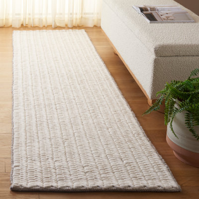 Tapis ivoire Finnick 707