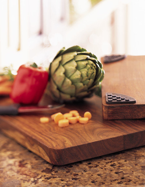 Sheesham Wood Rectangular Cutting Board with Non-Slip Feet
