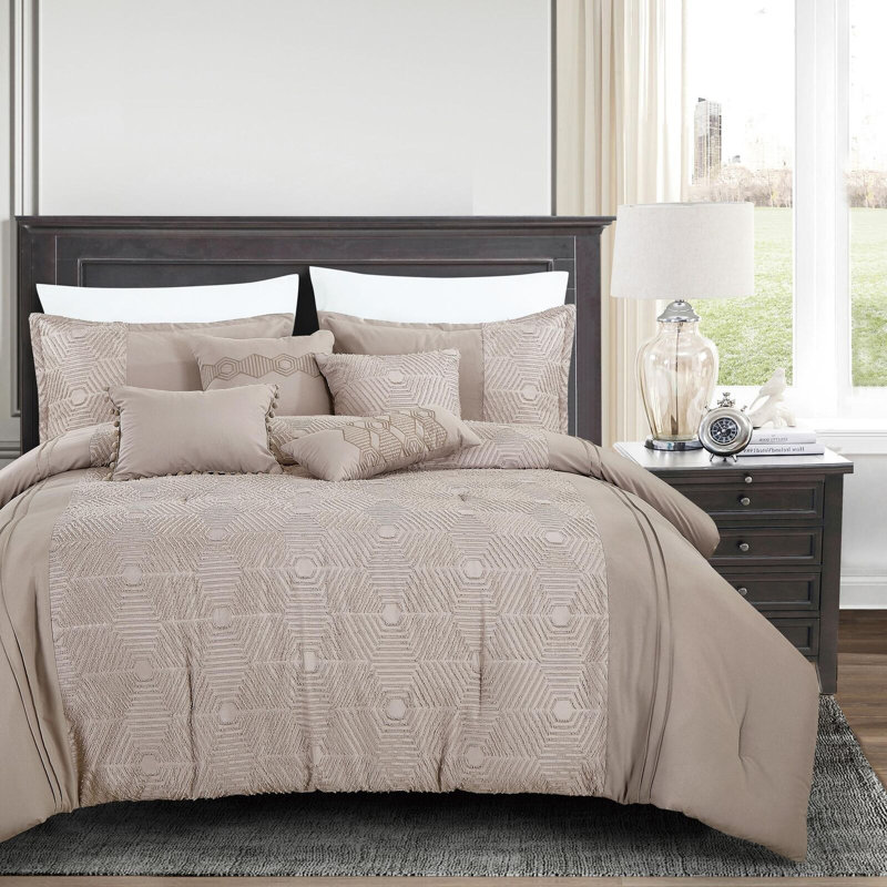 Polyester Comforter, Beige, Queen Comforter