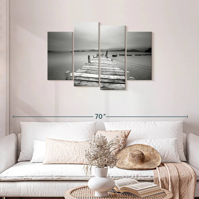 Aletra Monochrome Dock