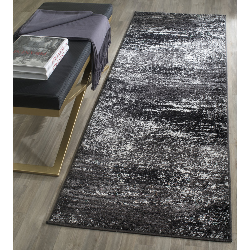 Tapis à motif abstrait Algonquin Performance, Tapis de couloir 2 pi 6 po x 6 pi, Black/Gray