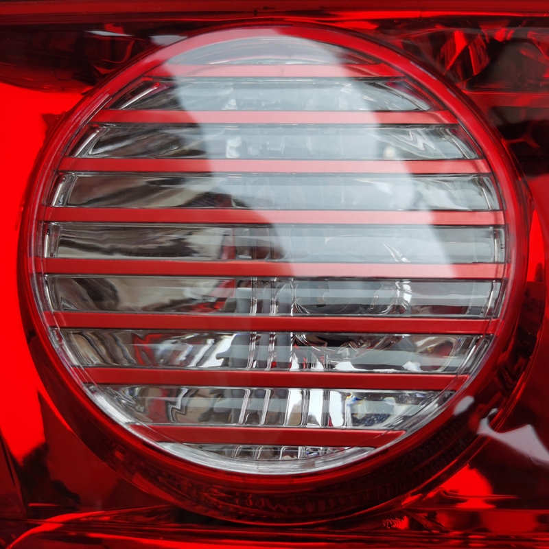 Tail Light Driver Side Outer Body Mounted SE