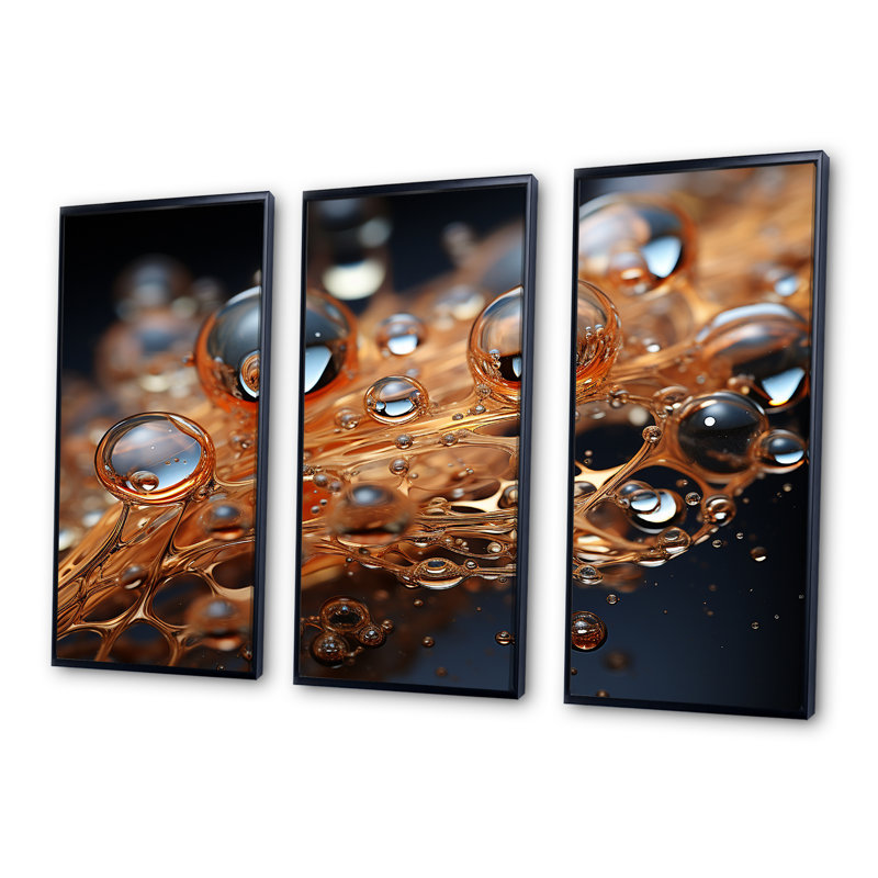 «Beating Bronze Pelages Champagne» - art mural Champagne, Cadre flottant noir, H 40 po x l 61 po x P 1 po