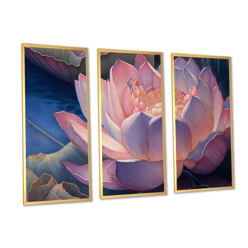 «Blossoming Pink Vintage Lotus I», reproduction sur toile 3 pièces, H 28 po x l 36 po x P 1 po, Toile avec cadre naturel