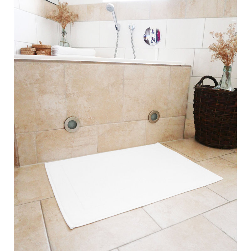 Bath Rug, White