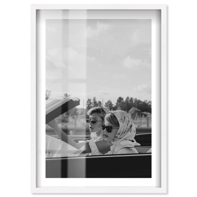 «Fashionablement Late Shadowbox Print» par Notoriart