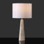 Lampe de table en travertin Bevans