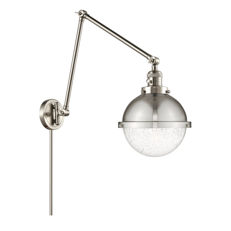Bras pivotant 1 lumière à double extension 9 po Shauna, Ampoule non incluse, Laiton brossé
