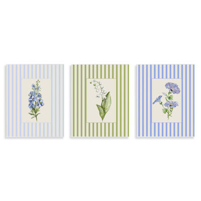 Plaque murale «Soft Stripe Cottage Blooms» par Lisa Wehmeyer