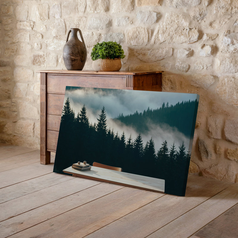 Toile Un espace de travail minimaliste serein avec une table en bois clair avec art mural Articles de papeterie simples comme une pile de livres et une toile