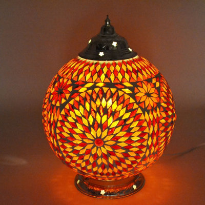 Chavarria Metal Table Lamp