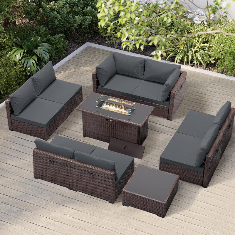 Ensemble de conversation extérieur en osier pour 8 personnes avec table de foyer, housse en verre et coussins Baldwinsville