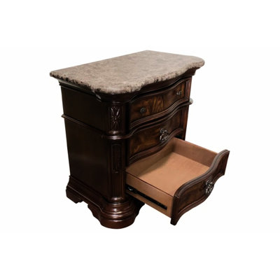 Table de chevet pour chambre à coucher 3 tiroirs en faux bois de style traditionnel avec finition en noyer massif de 32 po de longueur et 18 de largeur