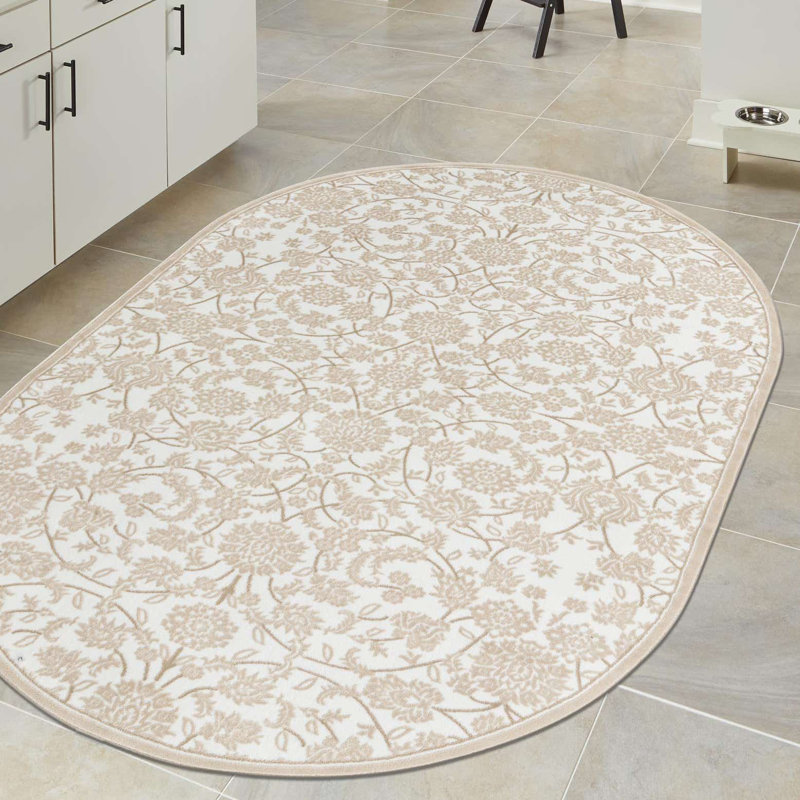 Analise Oriental Indoor Rug, Oval 7'1" x 10'