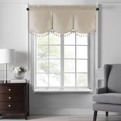 Mullan Scalloped Window Valance