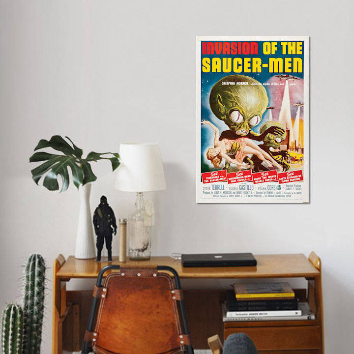 « invasion of the saucer-hommes (1957) », affiche rétro sur toile, H 18 po x l 12 po x P 1,5 po, Toile tendue, Pas de tapis