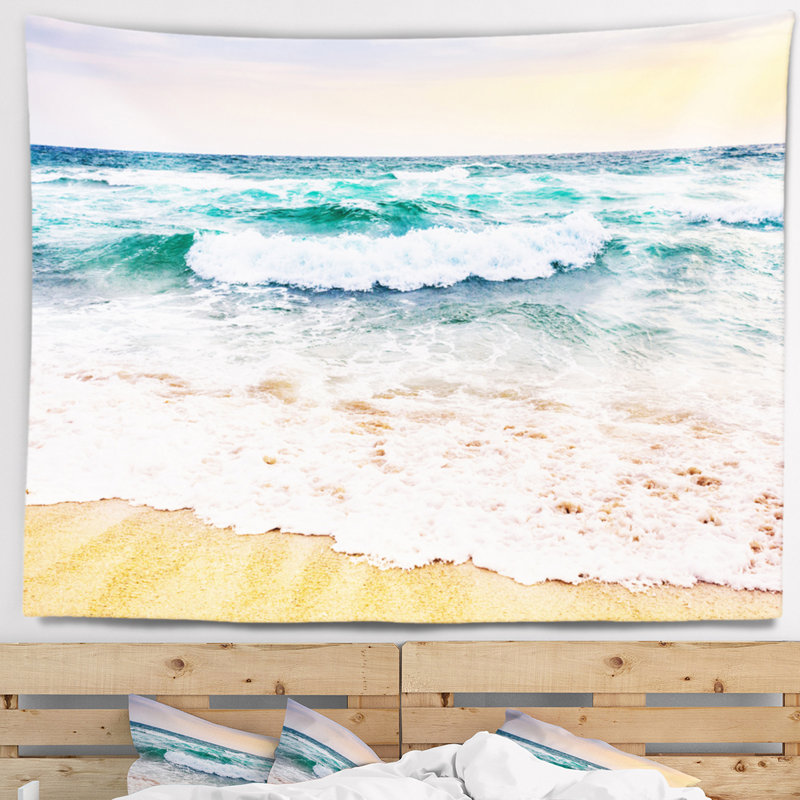  Vagues écumantes éclaboussant la tapisserie de sable, H 32 po x l 39 po