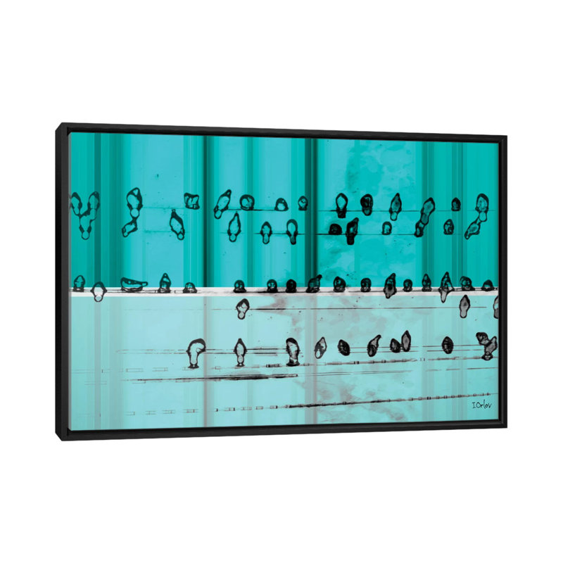 Birds On a Wire In Blue, impression sur toile tendue, H 18 po x l 26 po x P 1,5 po, Toile avec cadre noir, Pas de tapis
