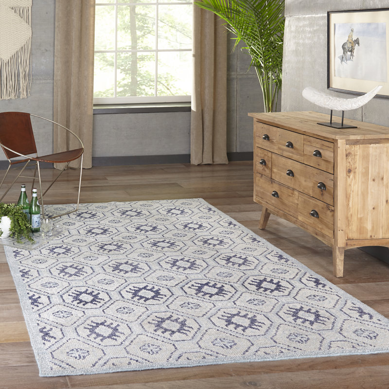 Santorini Viscose Oriental Indoor Rug, Rectangle 5' x 8'