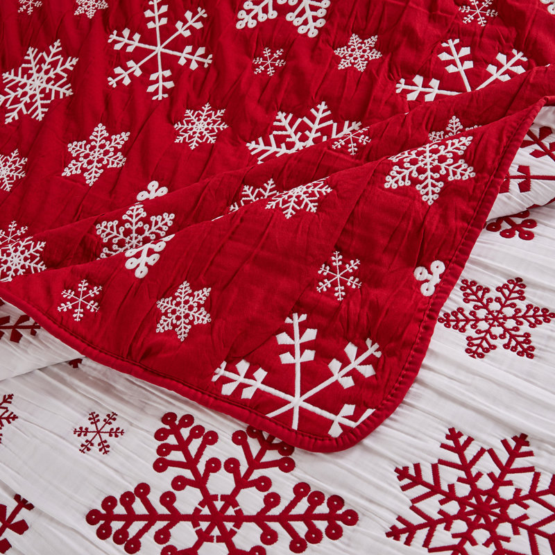 Ensemble de couvre-lit 3 pièces Greenland Home Fashions Snowflakes, 105 x 95 pouces, King Coverlet/Bedspread + 2 King Shams