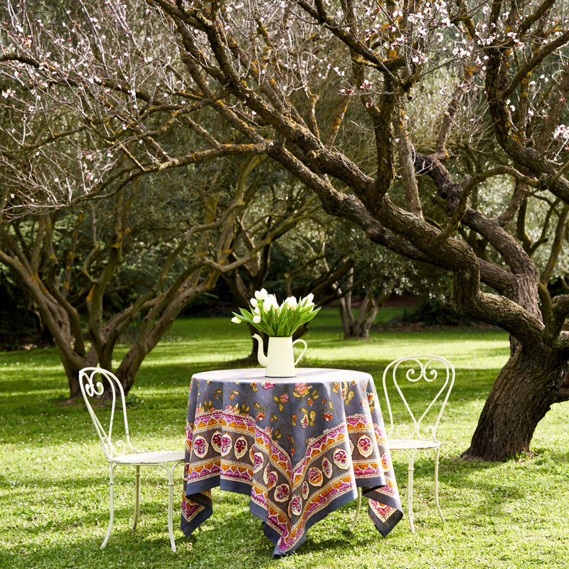 Pansy Tablecloth, 90" Round, Gray