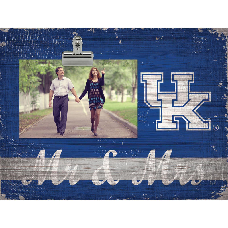 Entertainment Wall Decor, University of Kentucky