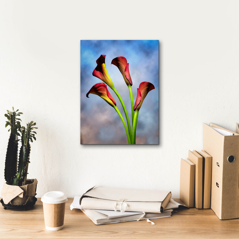 Art mural sur toile, "Lily Lily 6" par Mark Ashkenazi, H 16 po x l 12 po x P 0,75 po
