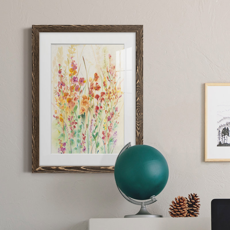Mat encadré de qualité supérieure Brilliant Floral II - prêt à être suspendu, Cadre noyer, H 37,5 po x l 27,5 po x P 1 po