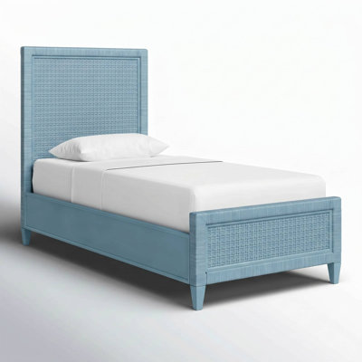Monterey Woven Bed
