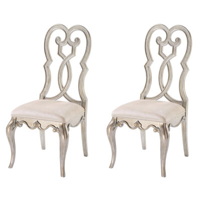 Elegant Queen Anne Back Side Chairs (Set Of 2) With Plush Padding And Intricate Wooden Details, Perfect For Dining And Living Areas.