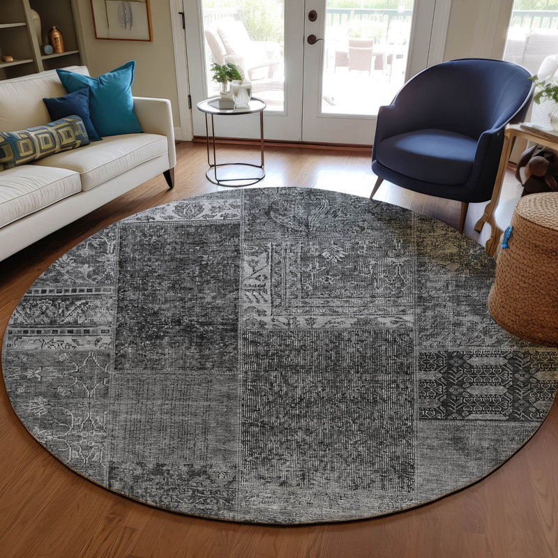 Nasyamah Washable Patchwork Indoor / Outdoor Rug, Round 8'