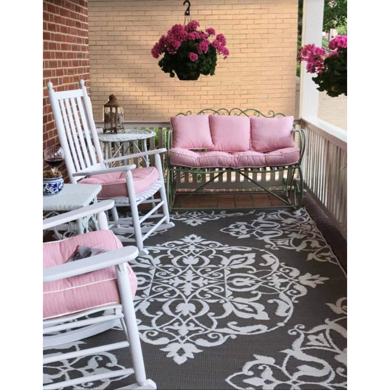 Oriental Indoor / Outdoor Rug, Rectangle 4' x 6'
