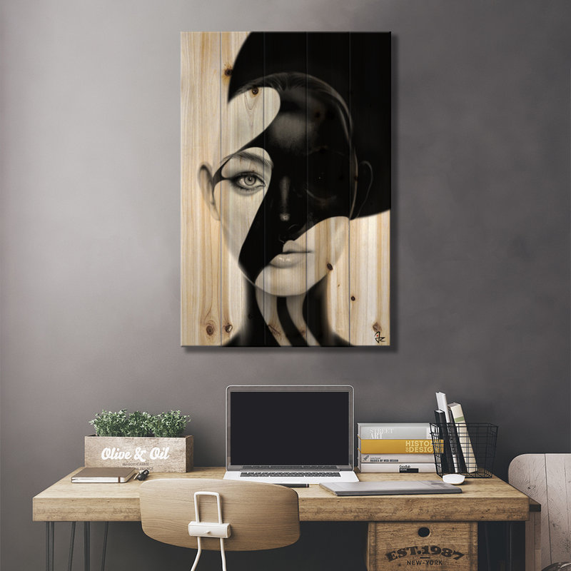 Masque noir, L 18 po x H 26 po