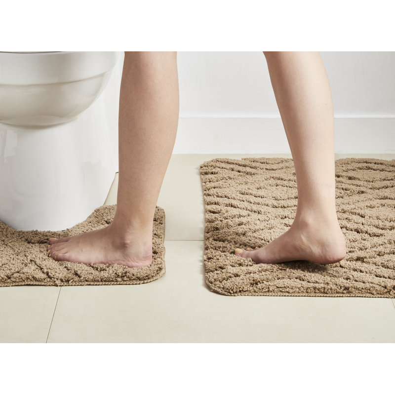 Dillwyn Non-Slip Bath Rug, Brown