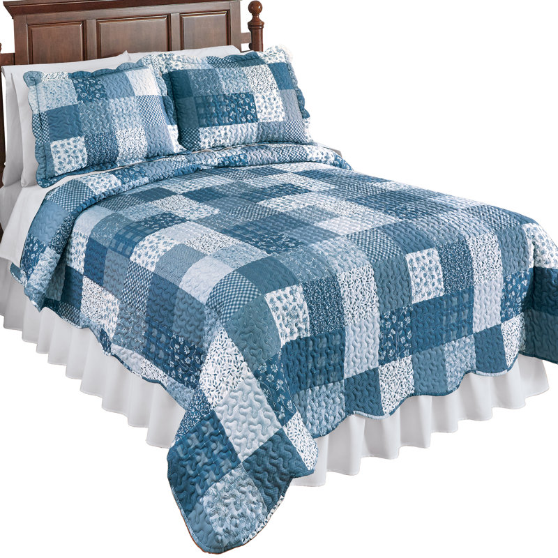 King Blue Multi Floral Patchwork Scalloped Edge Quilt
