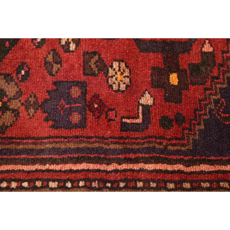 Tapis rouge Andelz 3 pi 7 po x 6 pi 6 po