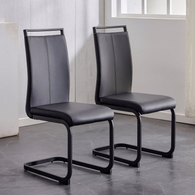 Chaise d'appoint moderne à dossier haut en similicuir Pu