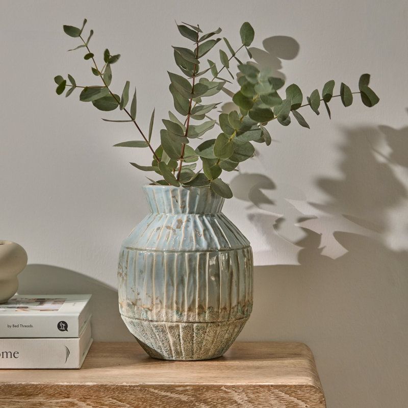 Table Vase 1