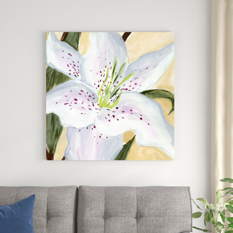 «White Lily I» par Annie Warren - peinture sur toile tendue, H 36 po x l 36 po