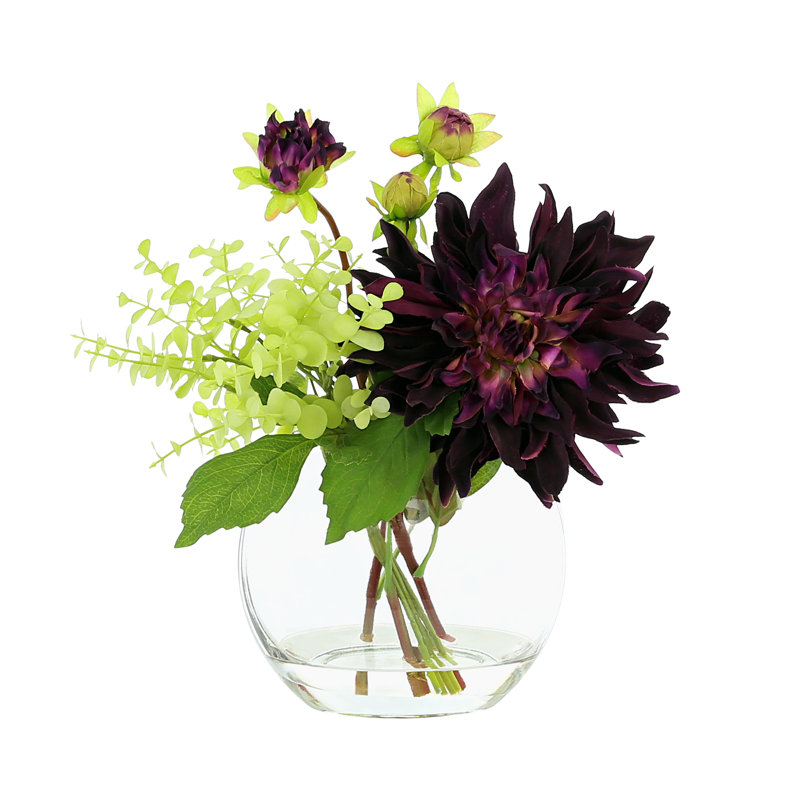 Centre de table Dahlias et eucalyptus dans un vase