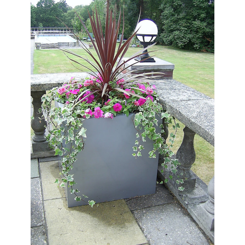 Vrej Handmade Pot Planter, 70cm H x 70cm W x 70cm D, Aluminium