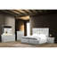 Grand lit moderne en gris, tête de lit à DEL, cadre en bois manufacturé et de taille élégante avec création d'un rêve