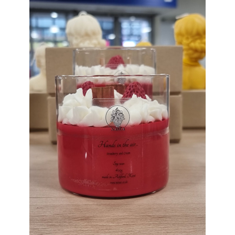 Strawberry Fizz Scented Jar Candle