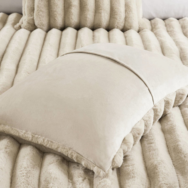 Édredon très grand côtelé en fausse fourrure très grand avec 2 taies décoratives taupe assorties de couleur très moelleuse - motif texturé, bourre