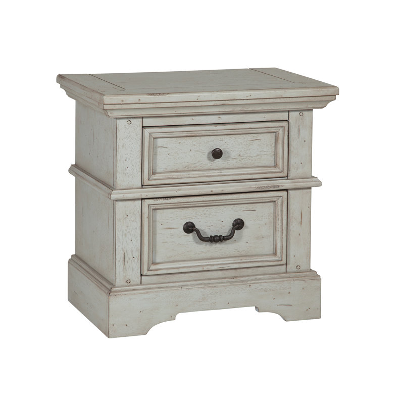 Selleck 26'' W Solid Wood Nightstand