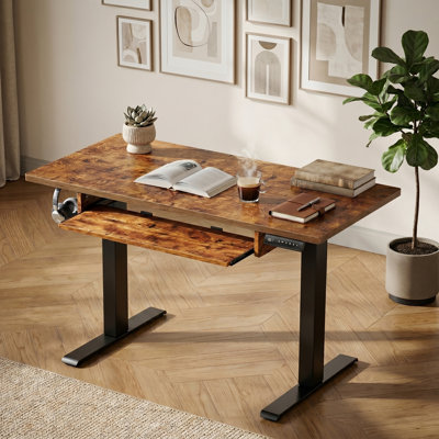 Lilja Electric Standing Desk with Keyboard Tray 